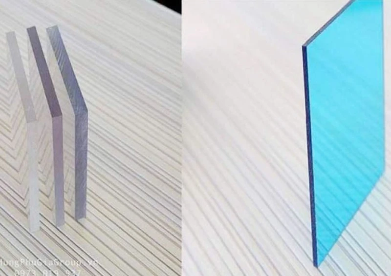 Vật liệu làm mái che sân thượng Polycarbonate có khả năng chống cháy, chịu được các va đập mạnh,... Vật liệu làm mái che sân thượng Polycarbonate có khả năng chống cháy, chịu được các va đập mạnh,...