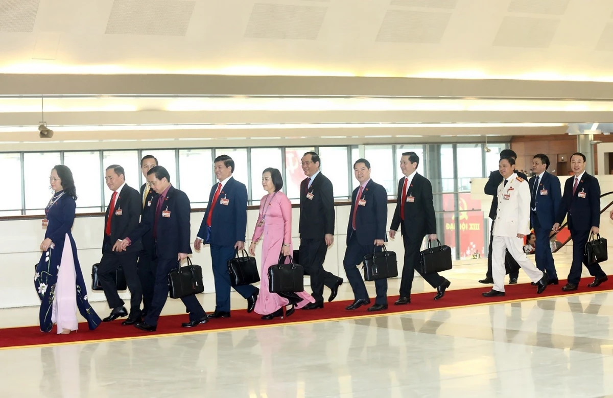 Toàn cảnh phiên bế mạc Đại hội đại biểu toàn quốc lần thứ XIII của Đảng ảnh 3 Toàn cảnh phiên bế mạc Đại hội đại biểu toàn quốc lần thứ XIII của Đảng ảnh 3