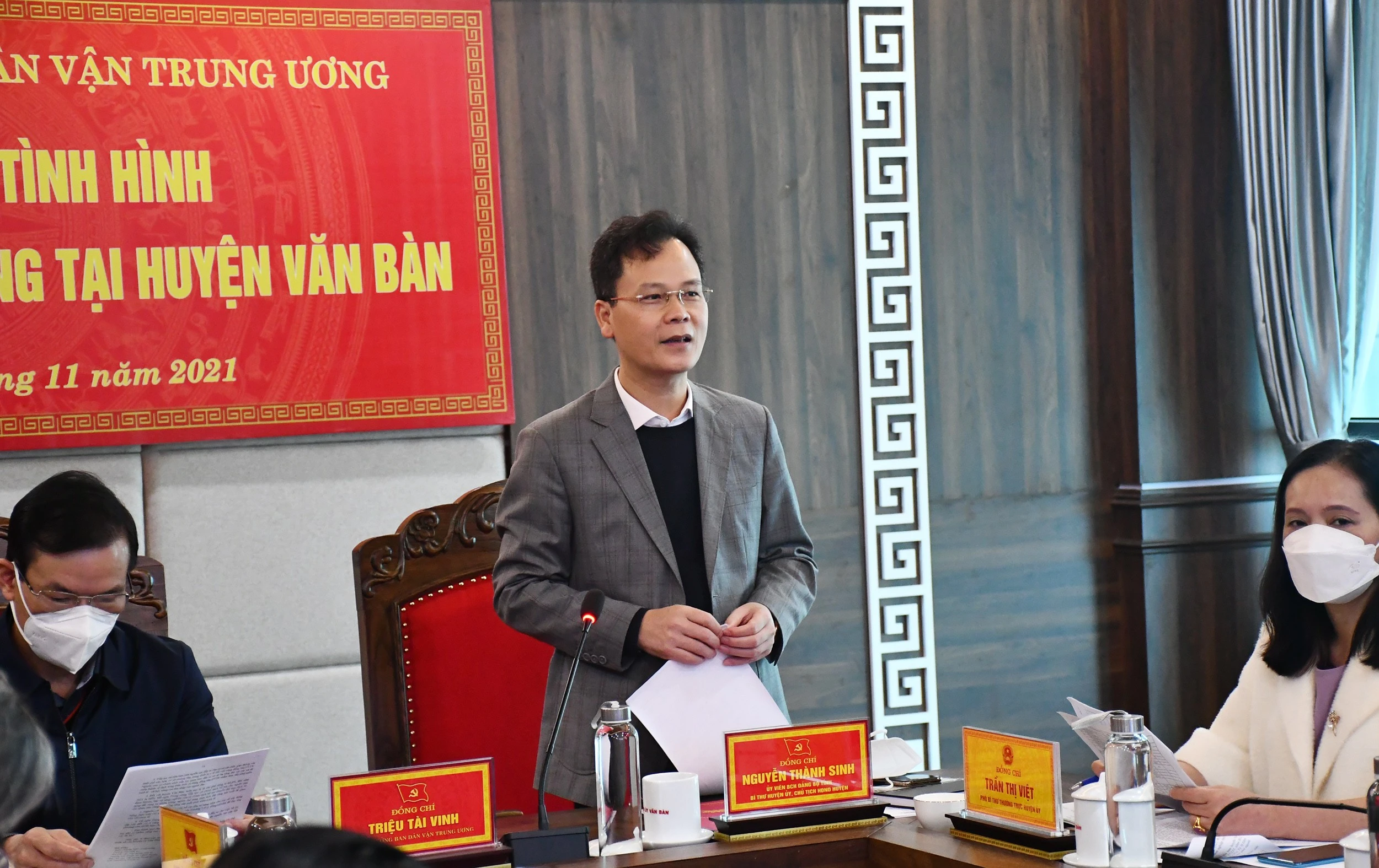 Khảo sát, nắm tình hình công tác dân vận của Đảng tại huyện Văn Bàn ảnh 2