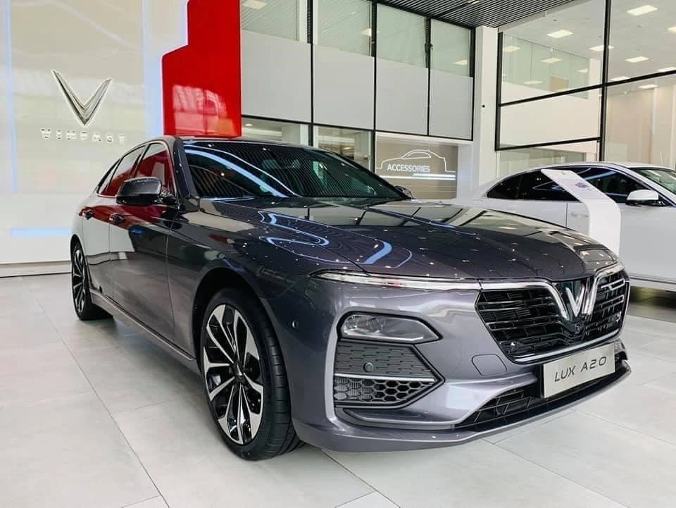 Phiên bản xe cao cấp với nhiều trang bị ấn tượng