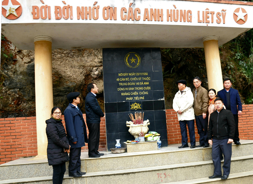 Nơi ấy Tả Ngài Chồ ảnh 1 Nơi ấy Tả Ngài Chồ ảnh 1