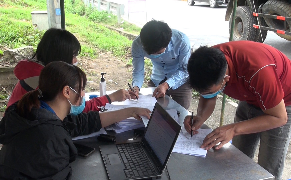 Lập 8 chốt kiểm dịch y tế kiểm soát dịch bệnh Covid – 19 trên địa bàn tỉnh Lào Cai ảnh 3