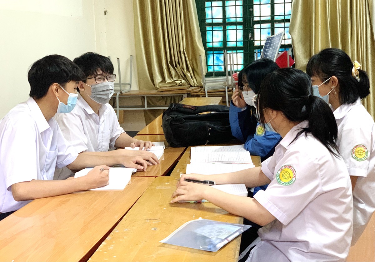 Cậu học trò “săn” nhiều huy chương ảnh 1