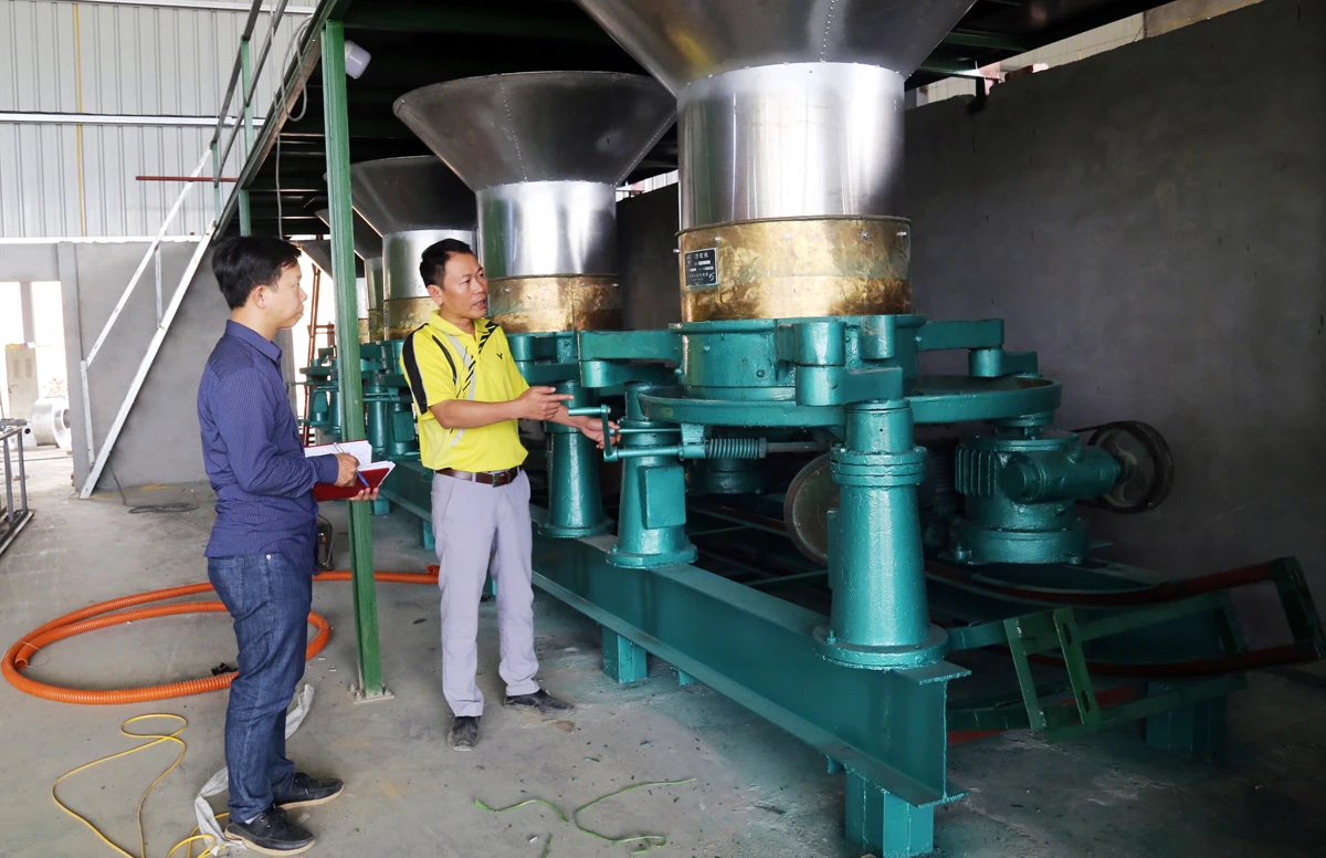 Khu chế biến chè búp tươi của Nhà máy chế biến chè Mường Khương đã được lắp đặt hoàn thiện.