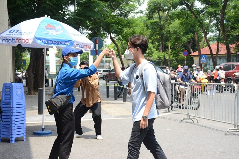 Vì sao nhiều thí sinh điểm cao chót vót vẫn trượt đại học? ảnh 1  Vì sao nhiều thí sinh điểm cao chót vót vẫn trượt đại học? ảnh 1