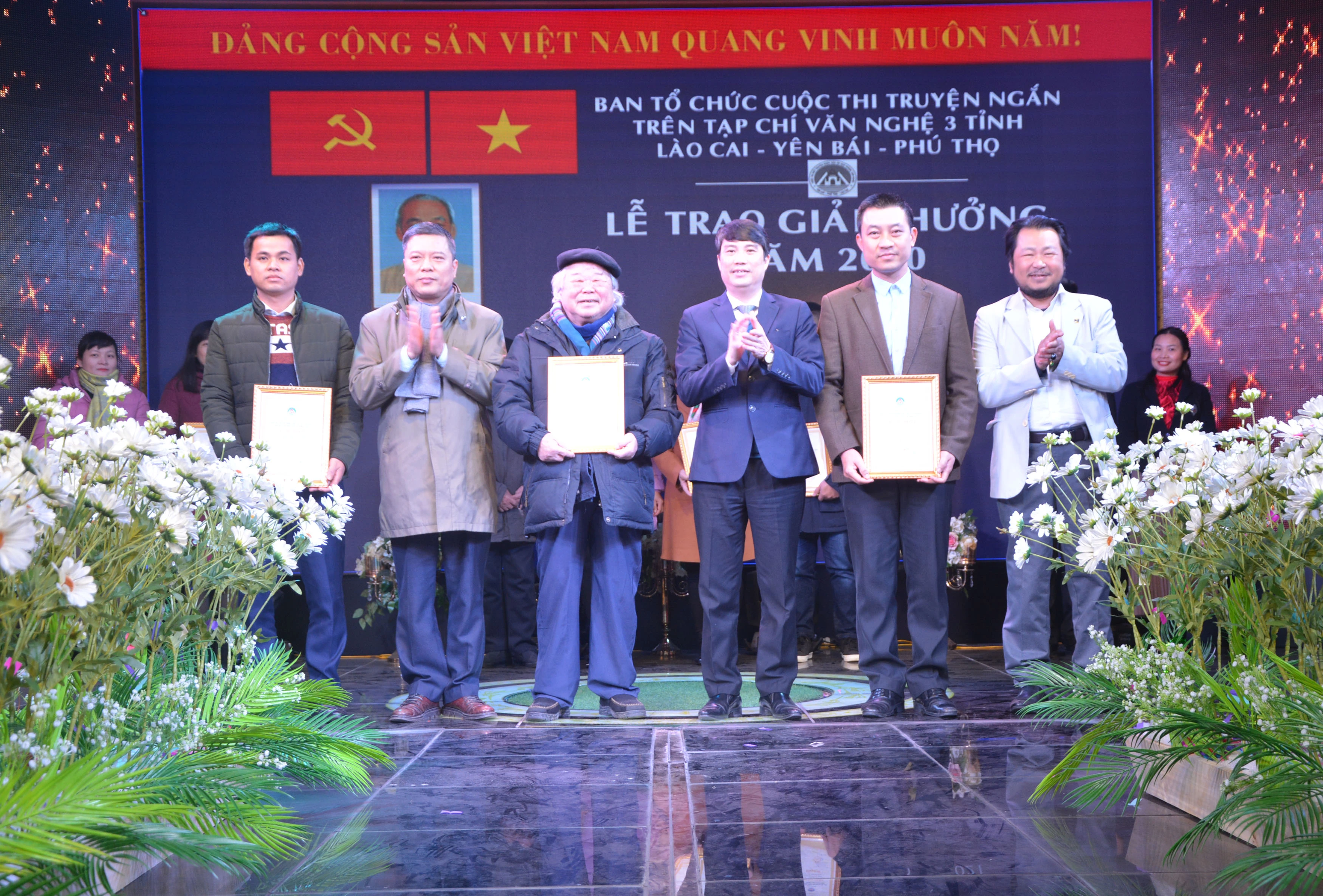 11 tác phẩm đoạt giải Cuộc thi viết truyện ngắn trên tạp chí văn nghệ 3 tỉnh Lào Cai – Yên Bái – Phú Thọ ảnh 3