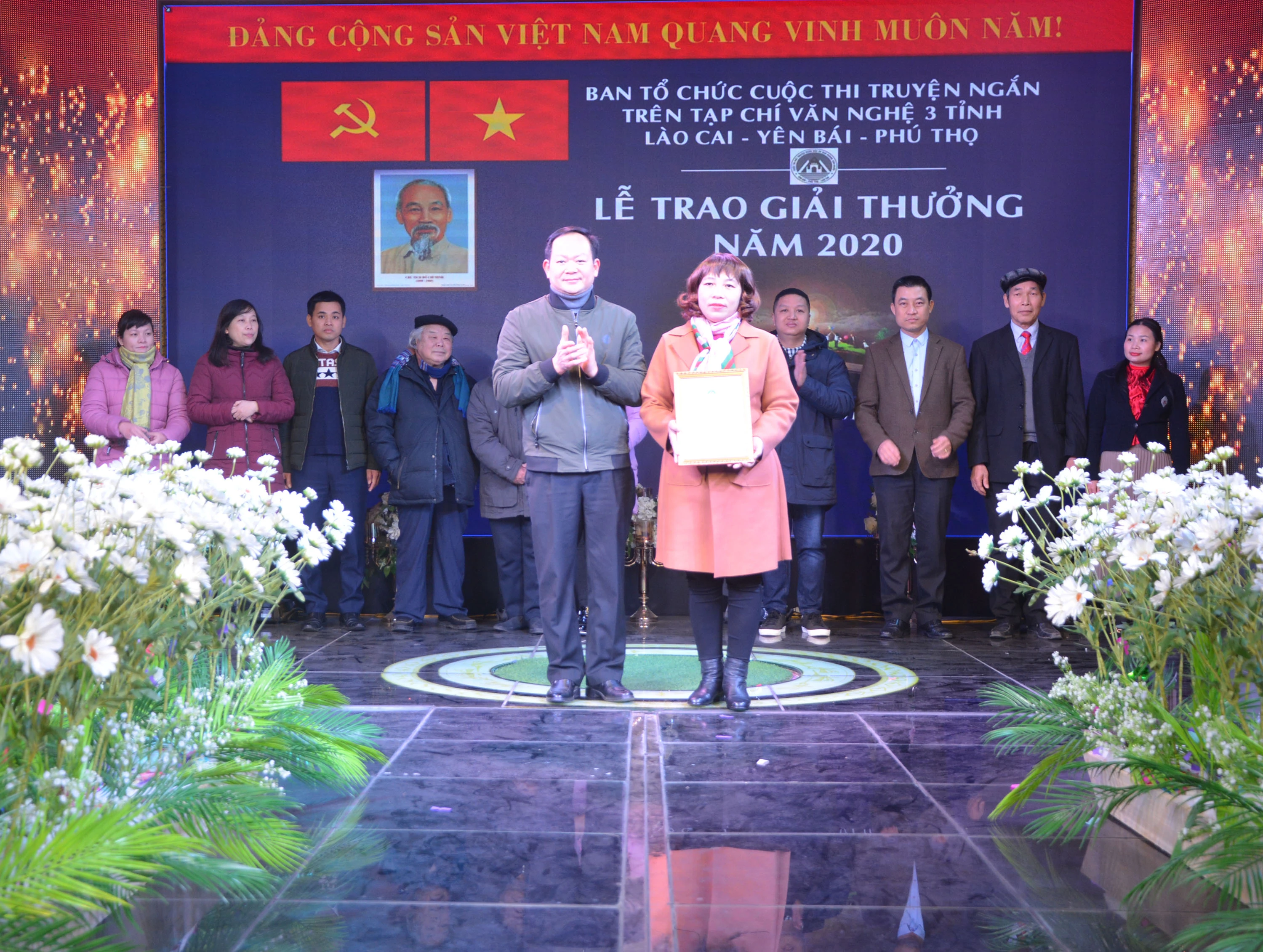 11 tác phẩm đoạt giải Cuộc thi viết truyện ngắn trên tạp chí văn nghệ 3 tỉnh Lào Cai – Yên Bái – Phú Thọ ảnh 1