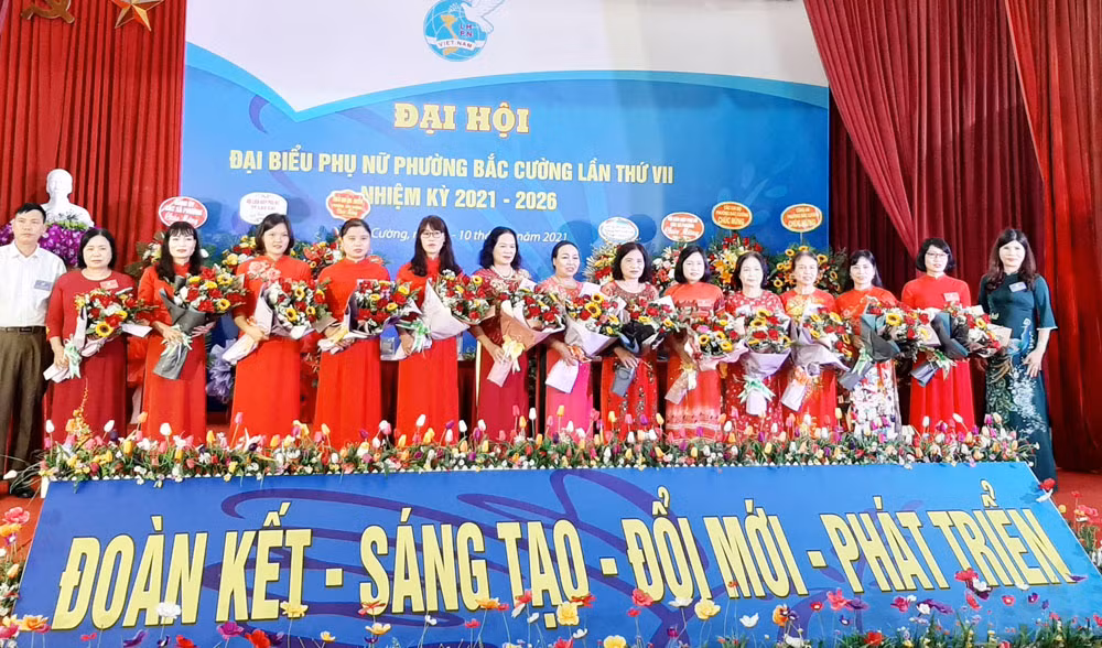 Hội Phụ nữ phường Bắc Cường tổ chức thành công đại hội điểm.