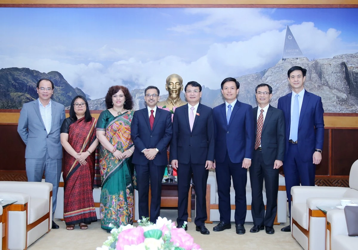 Bí thư Tỉnh uỷ Đặng Xuân Phong tiếp đoàn Đại sứ quán Ấn Độ tại Việt Nam ảnh 3