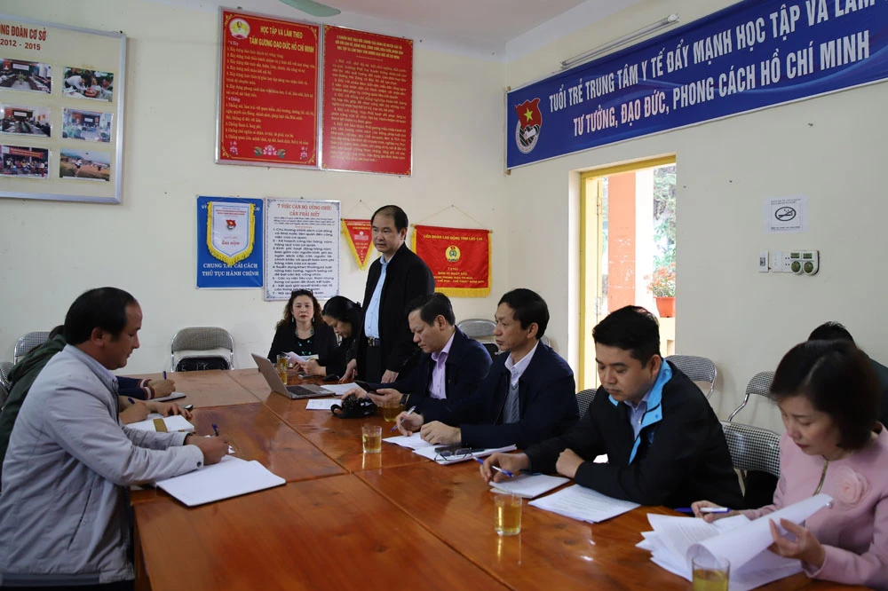 Cục Phòng, chống HIV/AIDS làm việc tại tỉnh Lào Cai ảnh 2