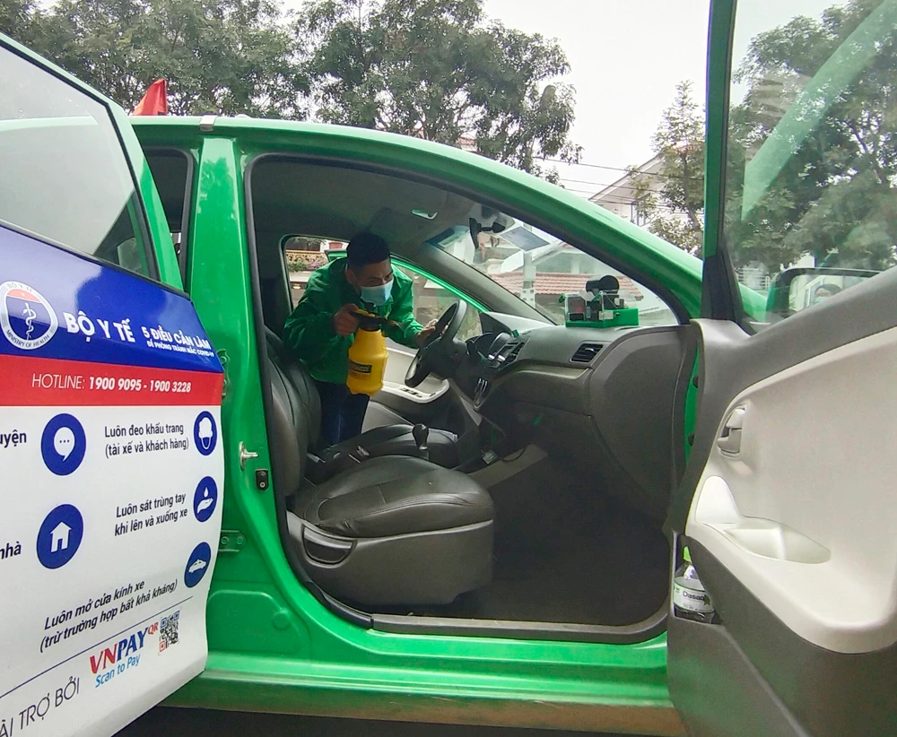 Dịch vụ vận tải hành khách hoạt động trở lại ảnh 3