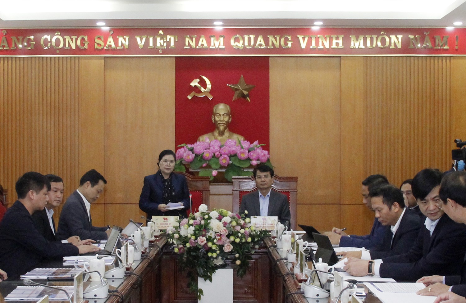 Lãnh đạo tỉnh Lào Cai và Lai Châu bàn phương án đầu tư Dự án xây dựng hầm đường bộ qua đèo Hoàng Liên ảnh 2