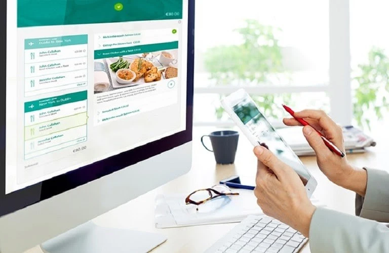 Quảng cáo online và tư vấn trực tuyến giúp duy trì kinh doanh của công ty.