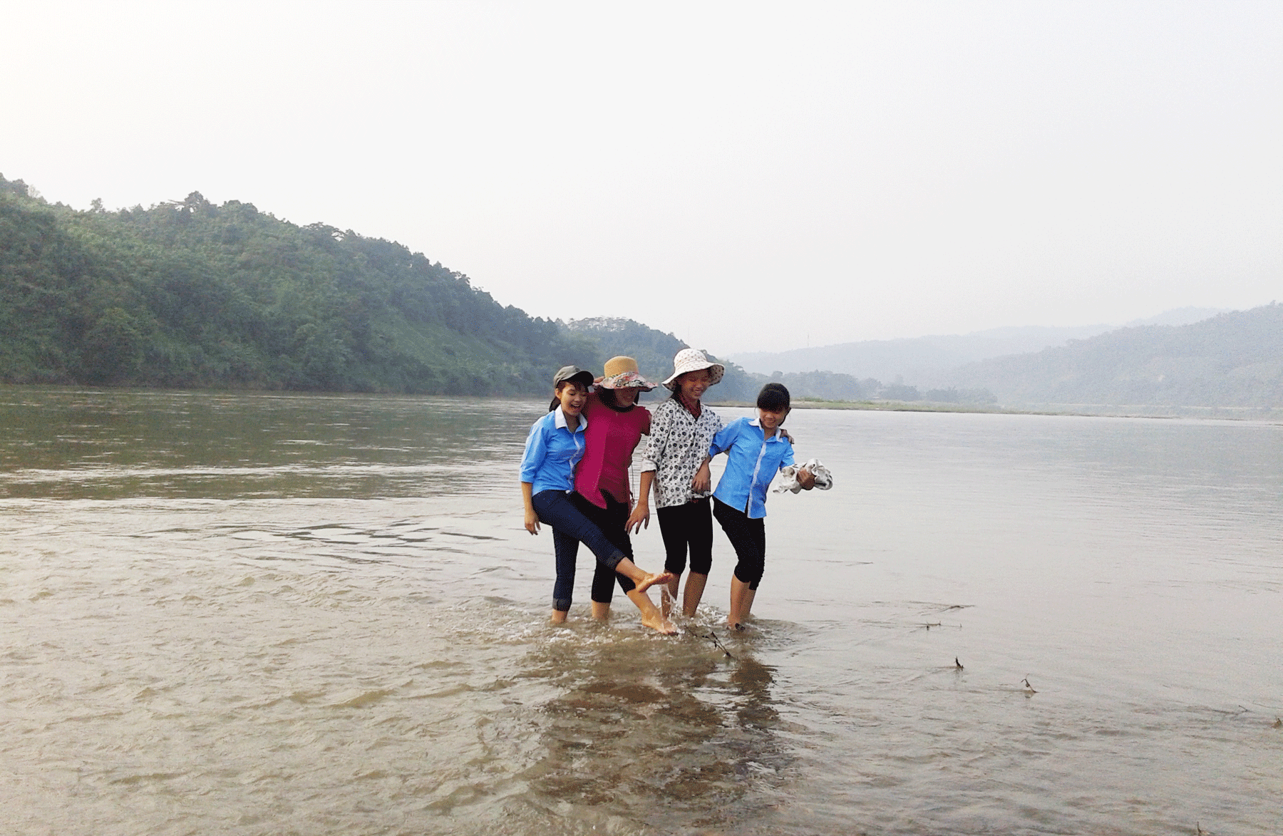 “Vì sao lại chia xa… vì sao chẳng mãi mãi” ảnh 1 “Vì sao lại chia xa… vì sao chẳng mãi mãi” ảnh 1
