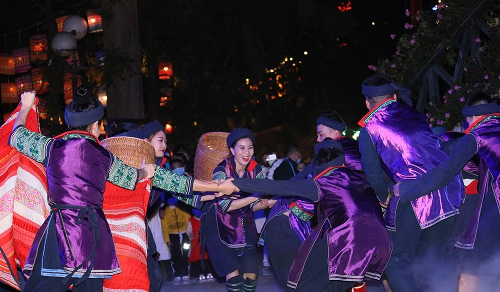 Khai mạc Festival “Tinh hoa Tây Bắc - Hương sắc Lào Cai” ảnh 5