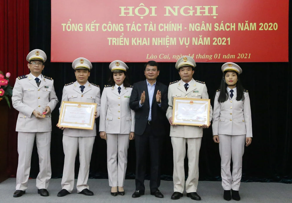 Ngành tài chính cần có nhiều giải pháp đẩy mạnh nguồn thu ngân sách một cách bền vững ảnh 2 Ngành tài chính cần có nhiều giải pháp đẩy mạnh nguồn thu ngân sách một cách bền vững ảnh 2