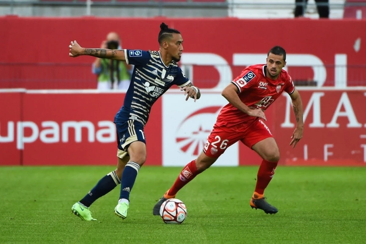 ĐT Lào dự AFF Cup 2020 với nhiều cầu thủ thi đấu ở nước ngoài ảnh 1