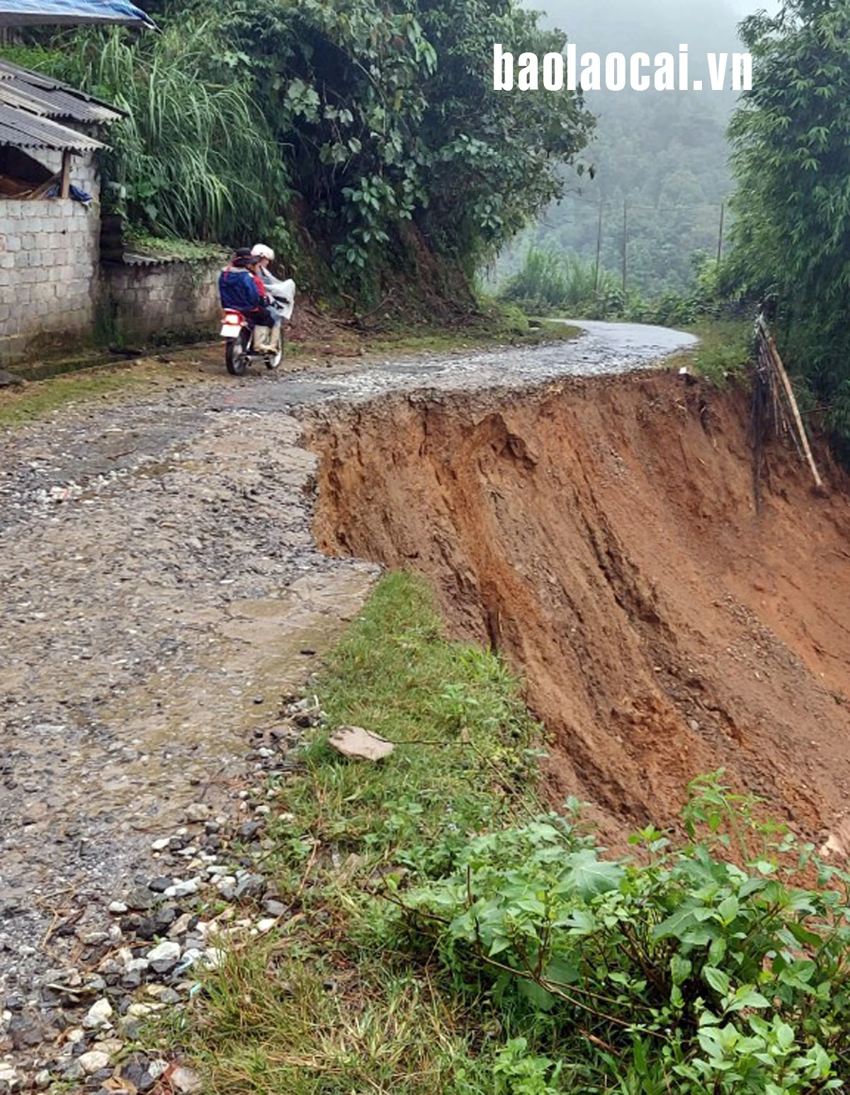 Hoàn lưu bão số 8 gây thiệt hại 3,5 tỷ đồng ảnh 3