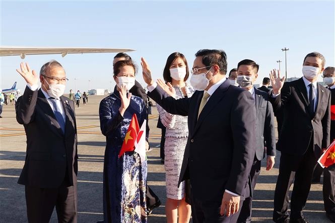 Thủ tướng kết thúc tốt đẹp chuyến thăm chính thức Nhật Bản ảnh 4 Thủ tướng kết thúc tốt đẹp chuyến thăm chính thức Nhật Bản ảnh 4