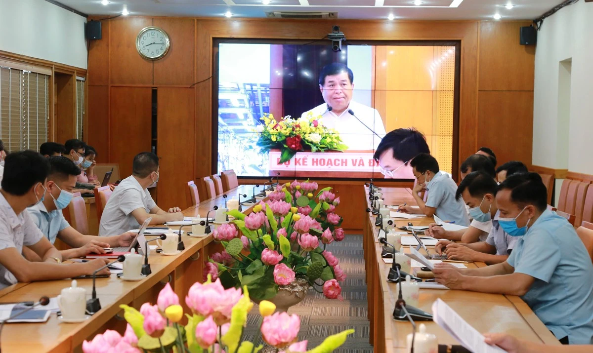 Bộ trưởng Bộ Kế hoạch và Đầu tư Nguyễn Chí Dũng phát biểu kết luận hội nghị.