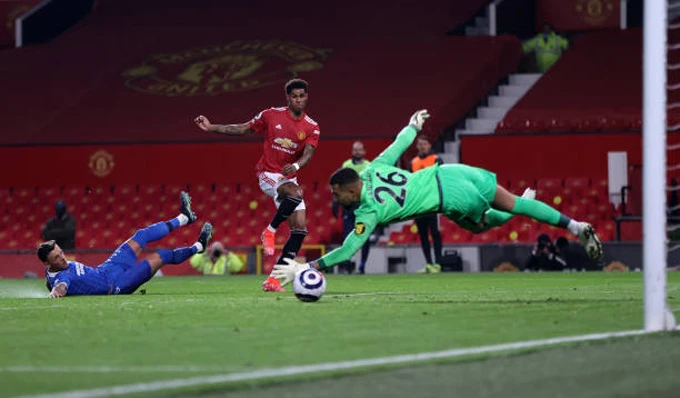 Rashford gỡ hòa 1-1 trận MU vs Brighton ở phút 62