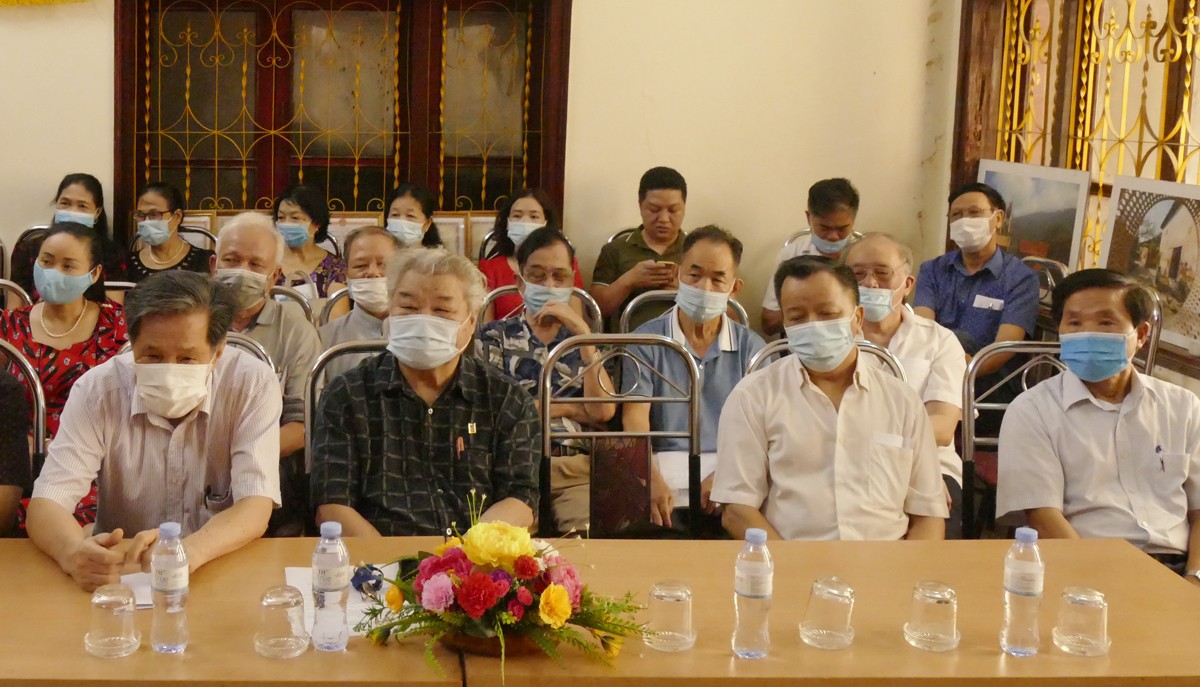 Hội thảo “Quê hương trong thơ Lào Cai – 30 năm tái lập tỉnh (1991 - 2021)" ảnh 2 Hội thảo “Quê hương trong thơ Lào Cai – 30 năm tái lập tỉnh (1991 - 2021)" ảnh 2