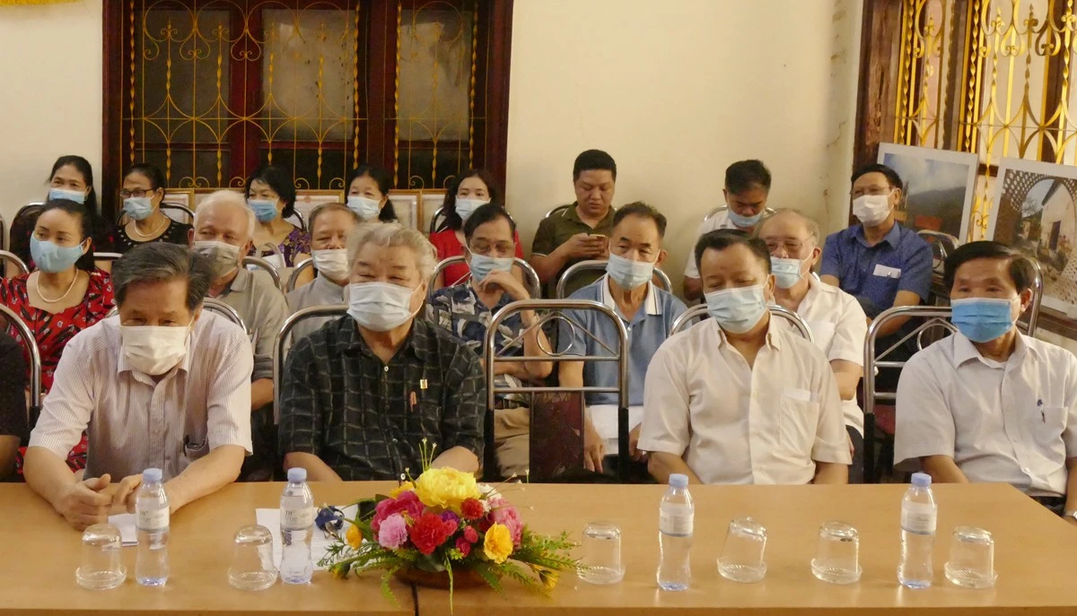 Hội thảo “Quê hương trong thơ Lào Cai – 30 năm tái lập tỉnh (1991 - 2021)" ảnh 2 Hội thảo “Quê hương trong thơ Lào Cai – 30 năm tái lập tỉnh (1991 - 2021)" ảnh 2