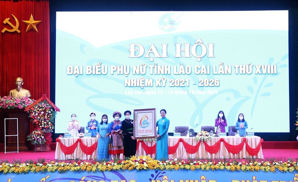 Khai mạc Đại hội Đại biểu Phụ nữ tỉnh Lào Cai lần thứ XVIII, nhiệm kỳ 2021-2026 ảnh 5