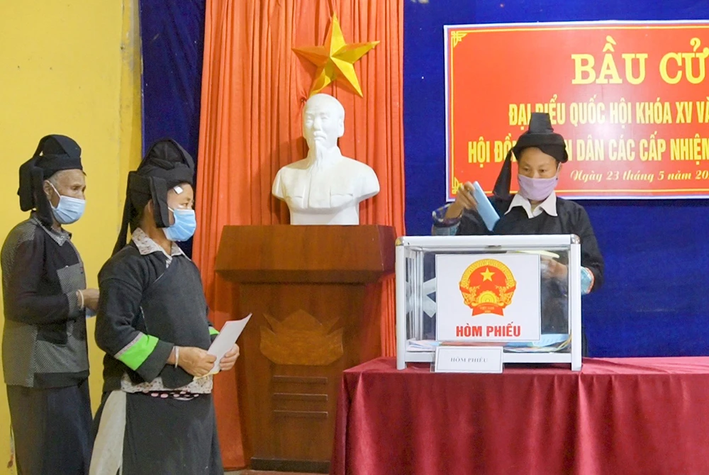 Những chuyện đáng nhớ trong cuộc bầu cử đại biểu Quốc hội khóa XV và đại biểu HĐND các cấp nhiệm kỳ 2021 – 2026 ảnh 9