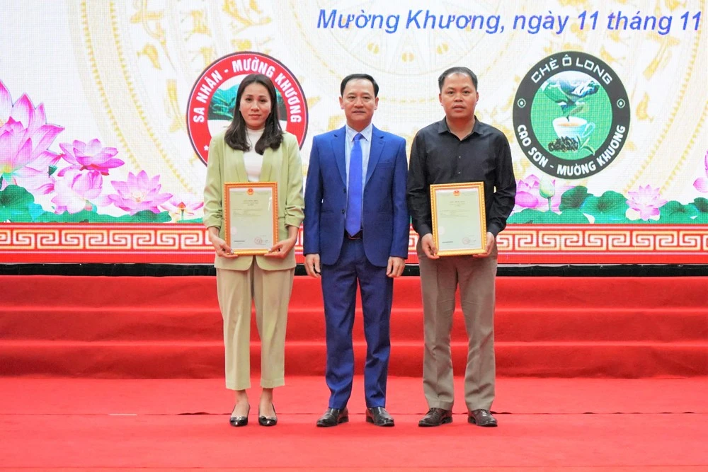 Công bố nhãn hiệu chứng nhận “Sa nhân Mường Khương” và nhãn hiệu tập thể “Chè Ô Long Cao Sơn” ảnh 1 Công bố nhãn hiệu chứng nhận “Sa nhân Mường Khương” và nhãn hiệu tập thể “Chè Ô Long Cao Sơn” ảnh 1
