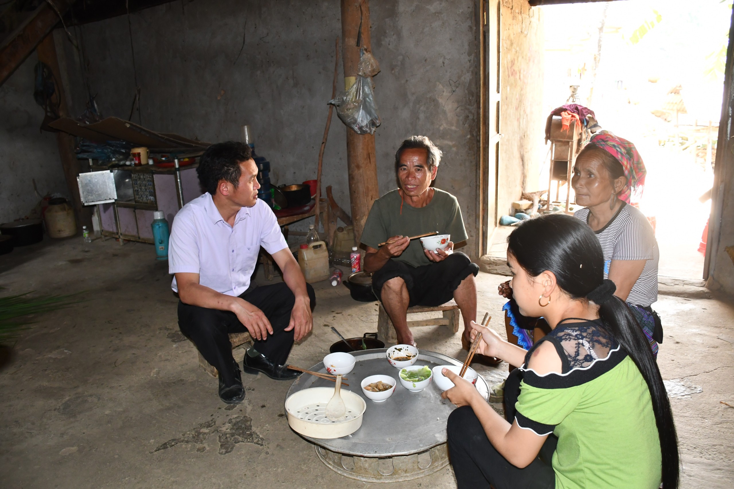 Ðồng hành với người nghèo biên giới ảnh 1