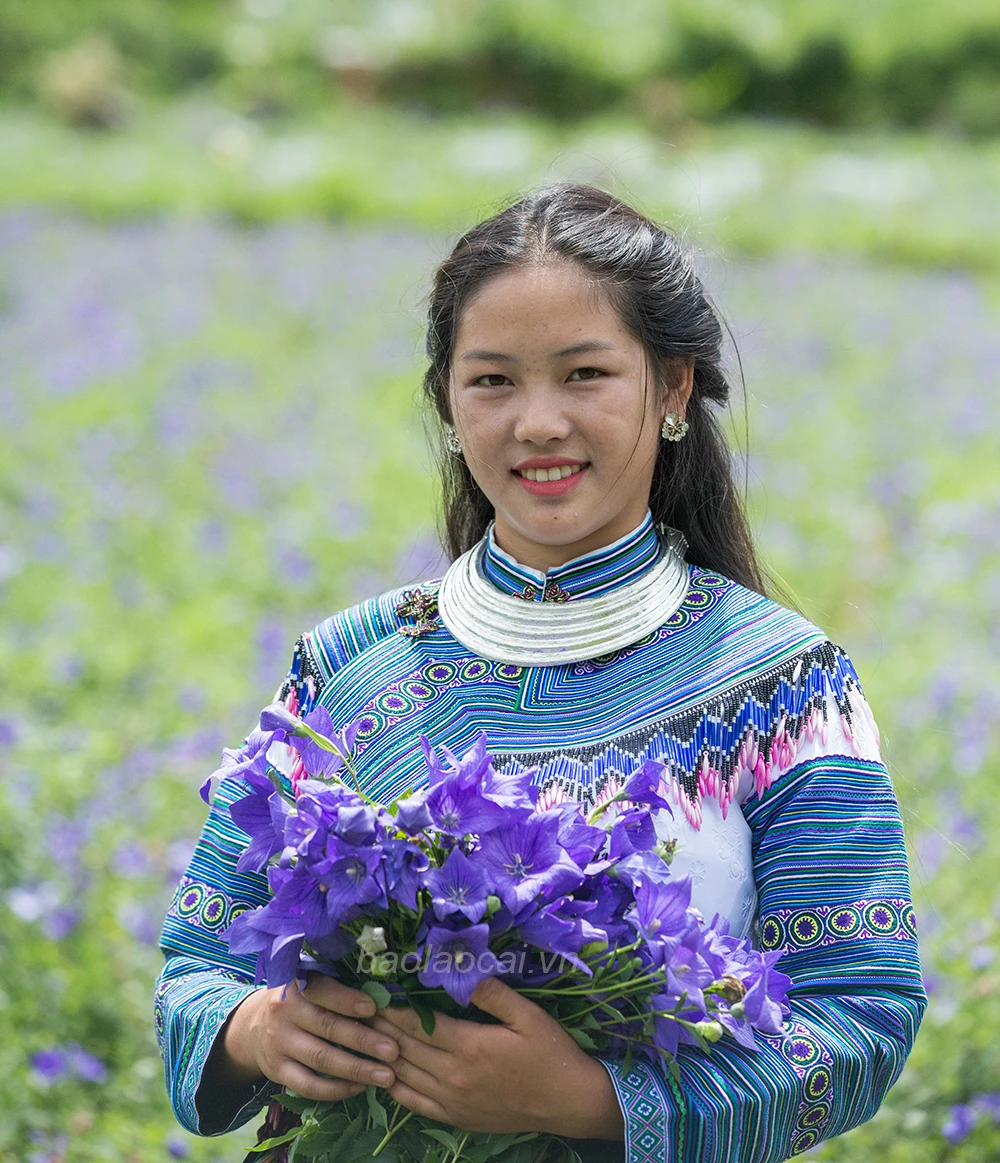 Vẻ đẹp phụ nữ vùng cao Lào Cai ảnh 2