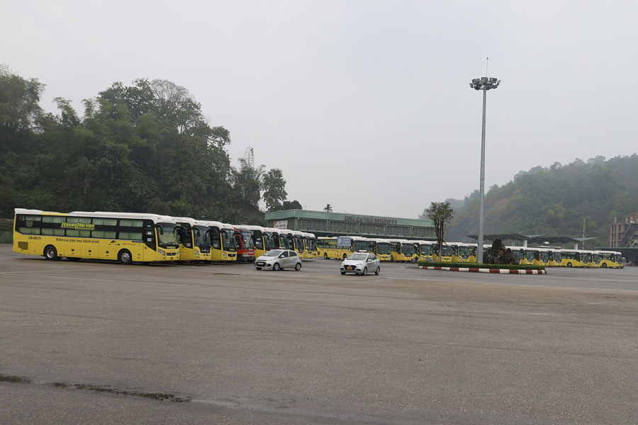 Bến xe Trung tâm Lào Cai vắng vẻ ngày cuối năm.