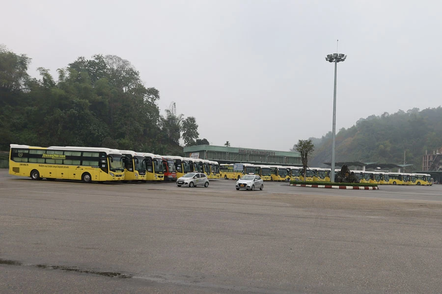 Bến xe Trung tâm Lào Cai vắng vẻ ngày cuối năm.