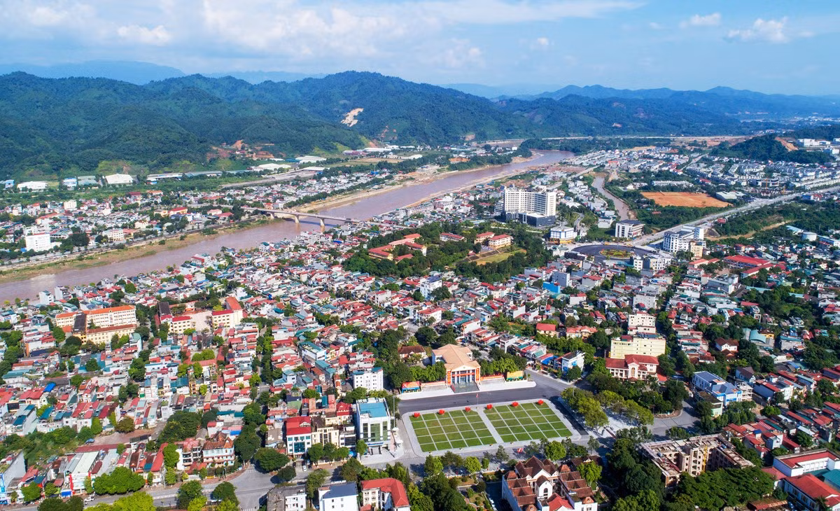 Thành phố Lào Cai đã mang vị thế mới. Ảnh: Ngọc Bằng