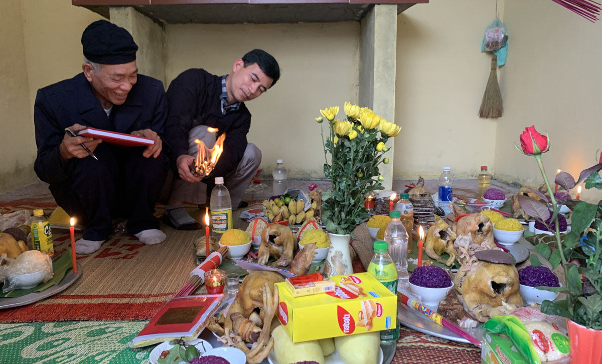 Người Tày ở Hợp Thành khôi phục nghi lễ thiêng dưới gốc đa làng ảnh 3 Người Tày ở Hợp Thành khôi phục nghi lễ thiêng dưới gốc đa làng ảnh 3