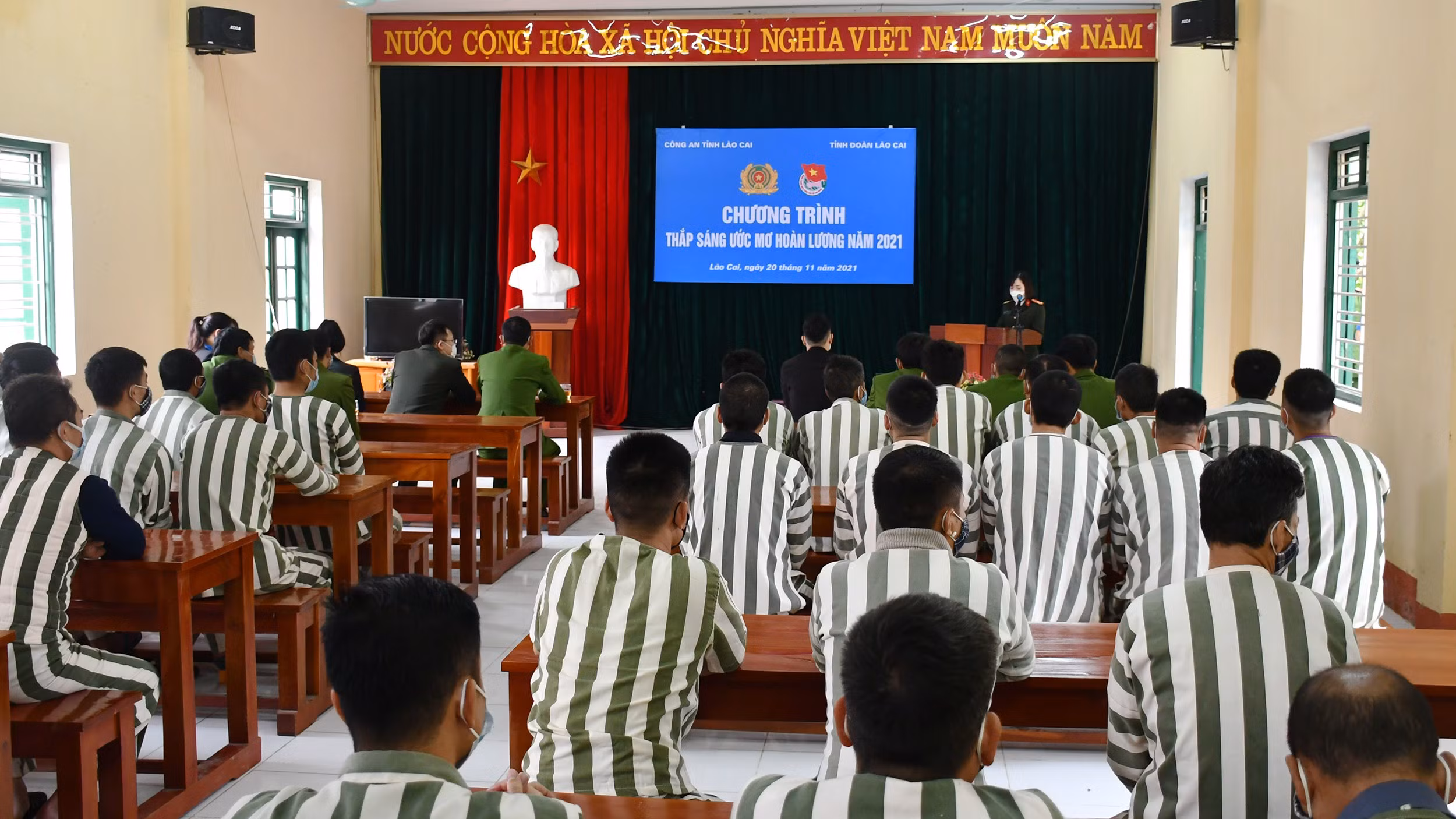 Quang cảnh chương trình.