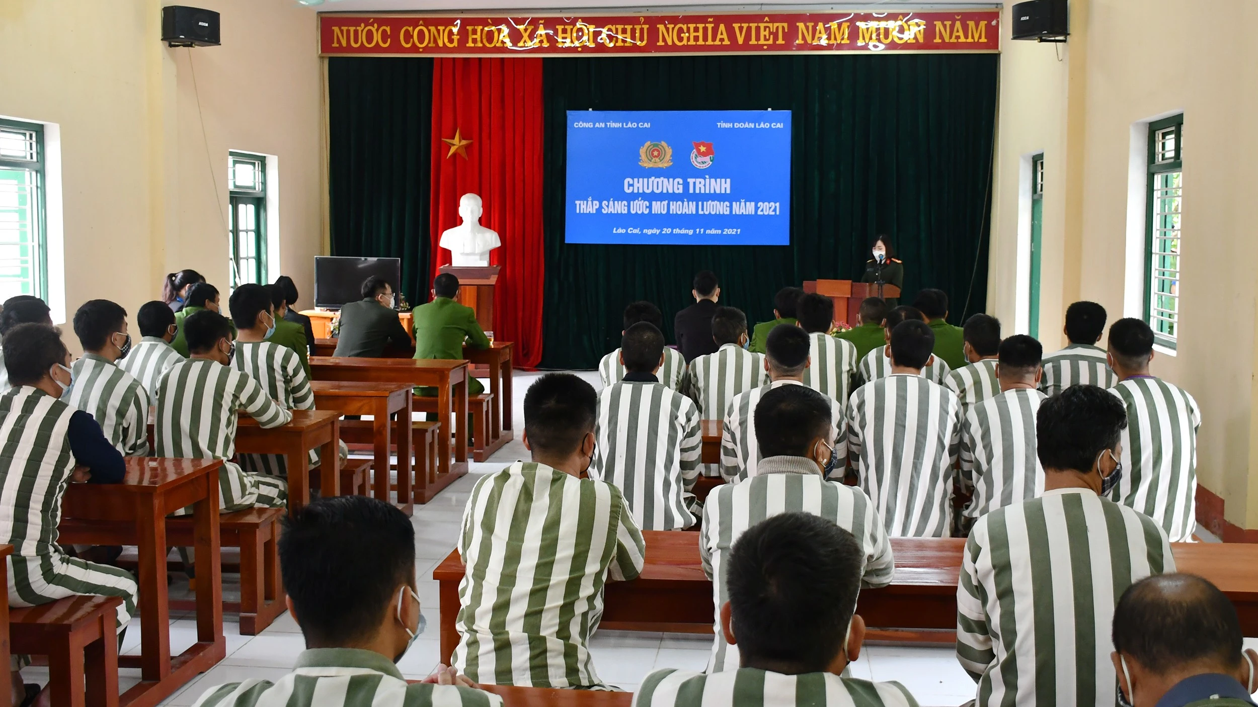 Quang cảnh chương trình.