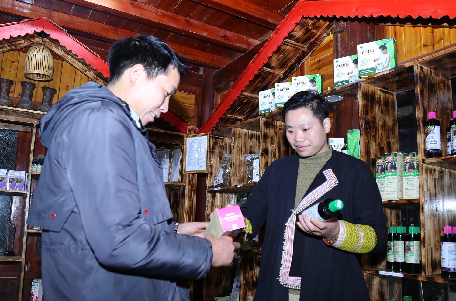 Cựu chiến binh Lý Láo Lở không để cái khó khuất phục ảnh 2 Cựu chiến binh Lý Láo Lở không để cái khó khuất phục ảnh 2