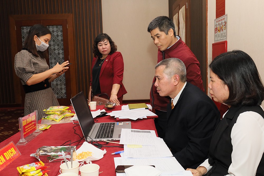 Kết nối các doanh nghiệp qua phòng họp trực tuyến.