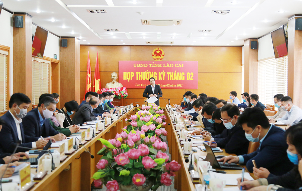 Quang cảnh phiên họp.