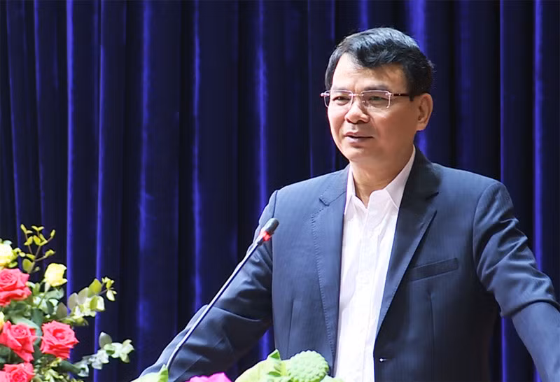 Bí thư Tỉnh uỷ Đặng Xuân Phong phát biểu tại hội nghị.