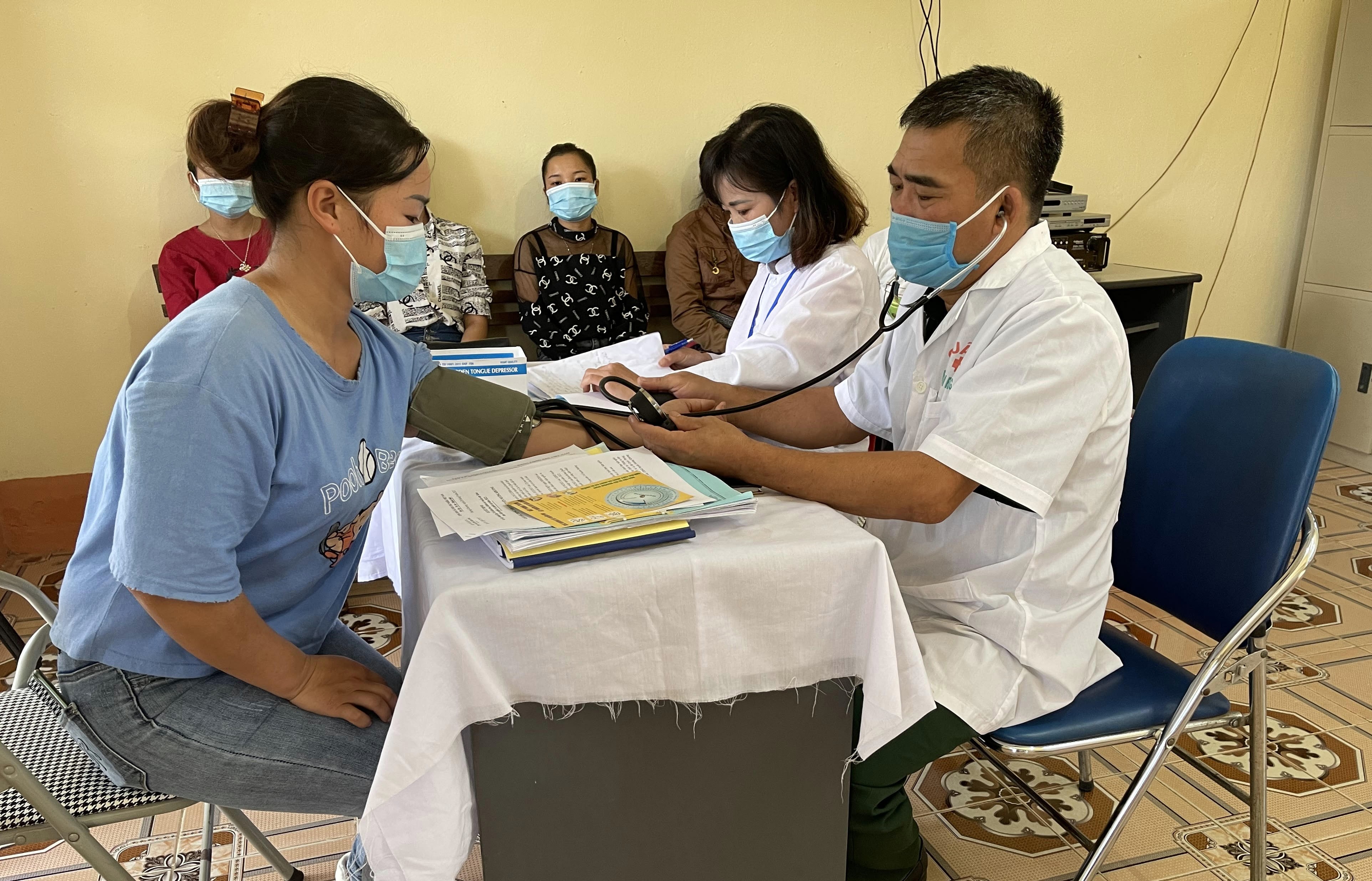 Kết hợp quân - dân y khám, chữa bệnh tại xã Nậm Chảy ảnh 1 Kết hợp quân - dân y khám, chữa bệnh tại xã Nậm Chảy ảnh 1