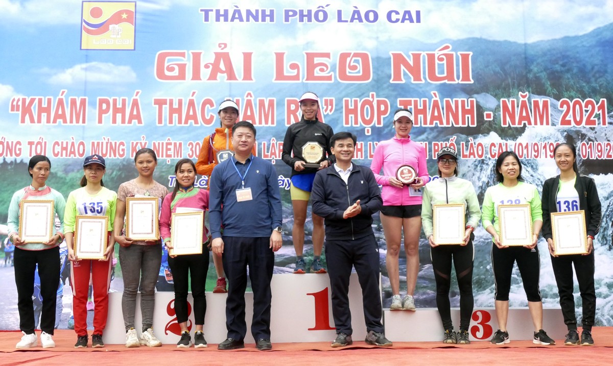 Thành phố Lào Cai tổ chức thành công Giải leo núi “Khám phá thác Nậm Rịa” Hợp Thành năm 2021 ảnh 7