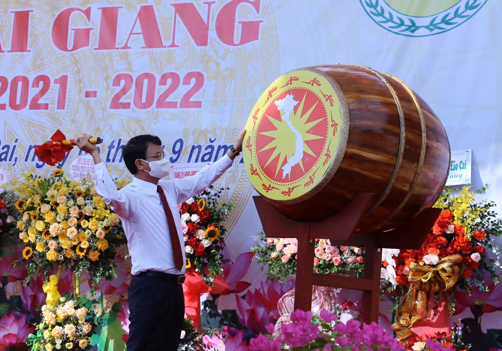 Lào Cai: Gần 228 nghìn học sinh dự Lễ khai giảng năm học mới ảnh 2 Lào Cai: Gần 228 nghìn học sinh dự Lễ khai giảng năm học mới ảnh 2