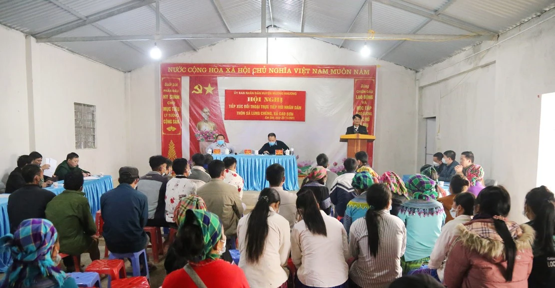 UBND huyện Mường Khương tiếp xúc, đối thoại với nhân dân thôn Sả Lùng Chéng ảnh 4