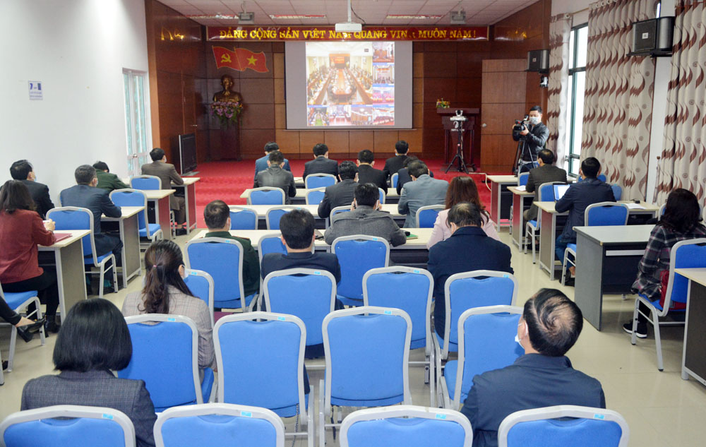 Quang cảnh hội nghị tại điểm cầu tỉnh Lào Cai.