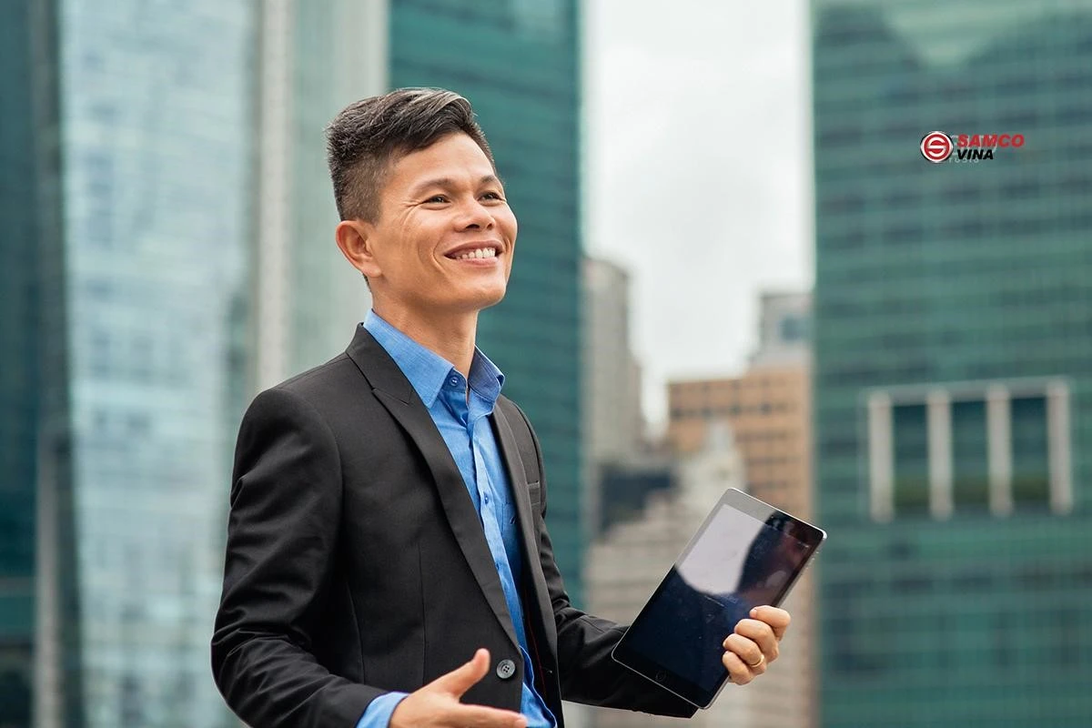 CEO Hoàng Hồng Hải - Công Ty Cổ Phần Samcovina.