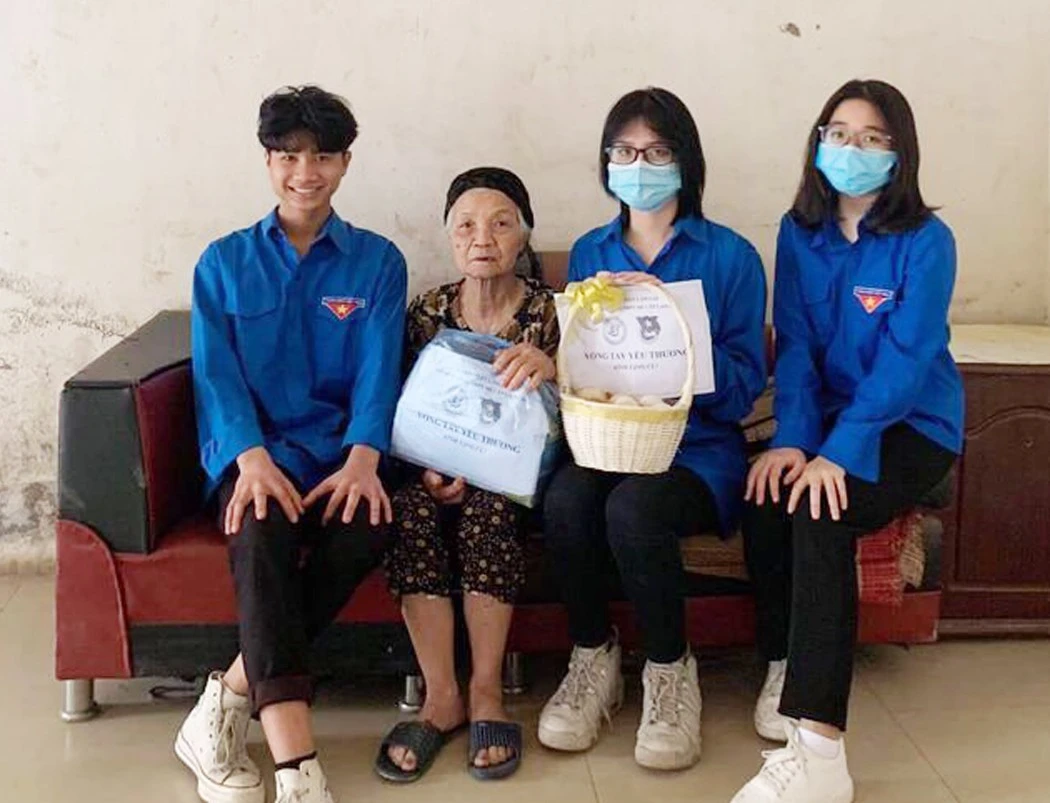 “Trao đi yêu thương, nhận về hạnh phúc” ảnh 1