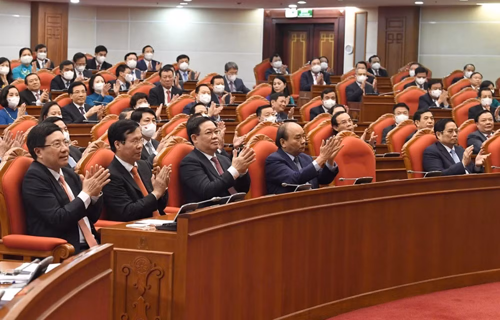 Ban hành quy định mới về 19 điều đảng viên không được làm ảnh 1